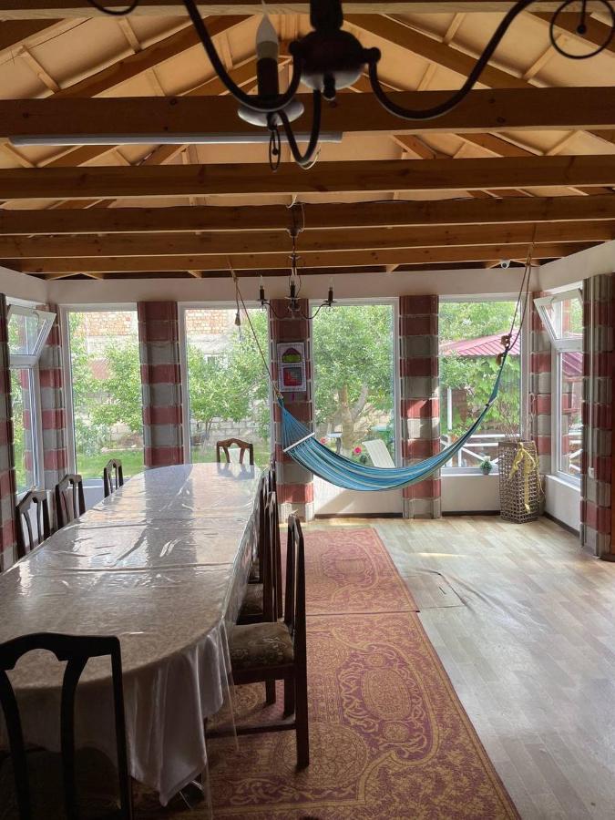 Guest House Visit โชลปอน-อาตา ภายนอก รูปภาพ